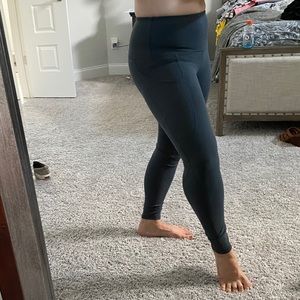 ODODOS amazon leggings. High waist size small